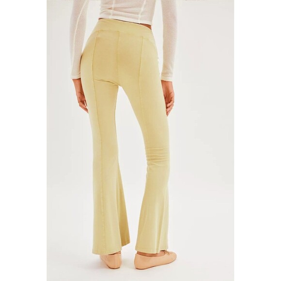Out From Under Urban Outfitters Aria Seamed Flare Pants Pull-On Cream S 256158 - Picture 4 of 9